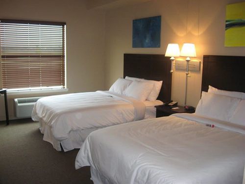 Ambassador Inn & Suites Baldwin Екстер'єр фото
