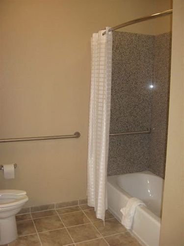Ambassador Inn & Suites Baldwin Екстер'єр фото
